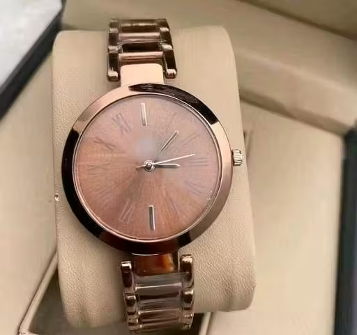 New Solid Designer Metal Analog Watches for Women