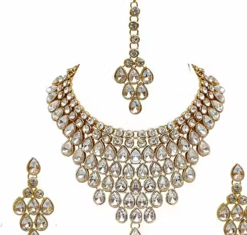Women's Alloy Gold Plated Jewellery Set